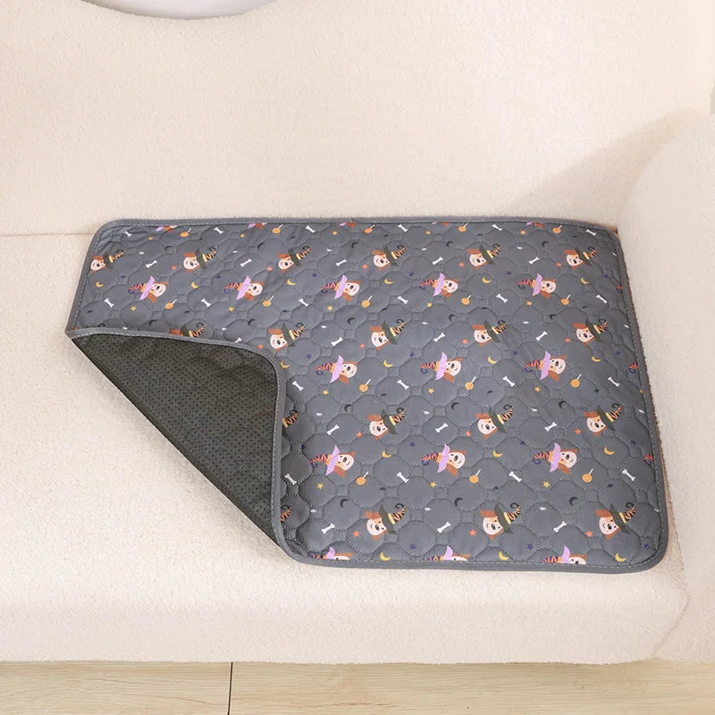 Reusable Absorbent Dog Pee Pad Blanket - Washable Puppy Training Pad and Pet Bed Urine Mat for Car Seat Protection and Pet Care Supplies
