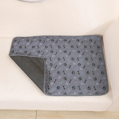 Reusable Absorbent Dog Pee Pad Blanket - Washable Puppy Training Pad and Pet Bed Urine Mat for Car Seat Protection and Pet Care Supplies
